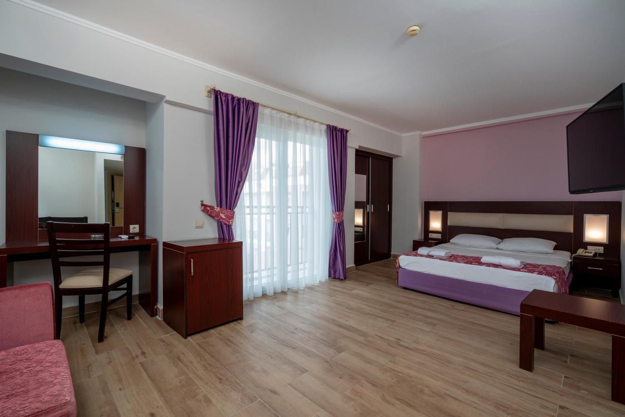 White Lilyum Hotel Antalya Exterior photo