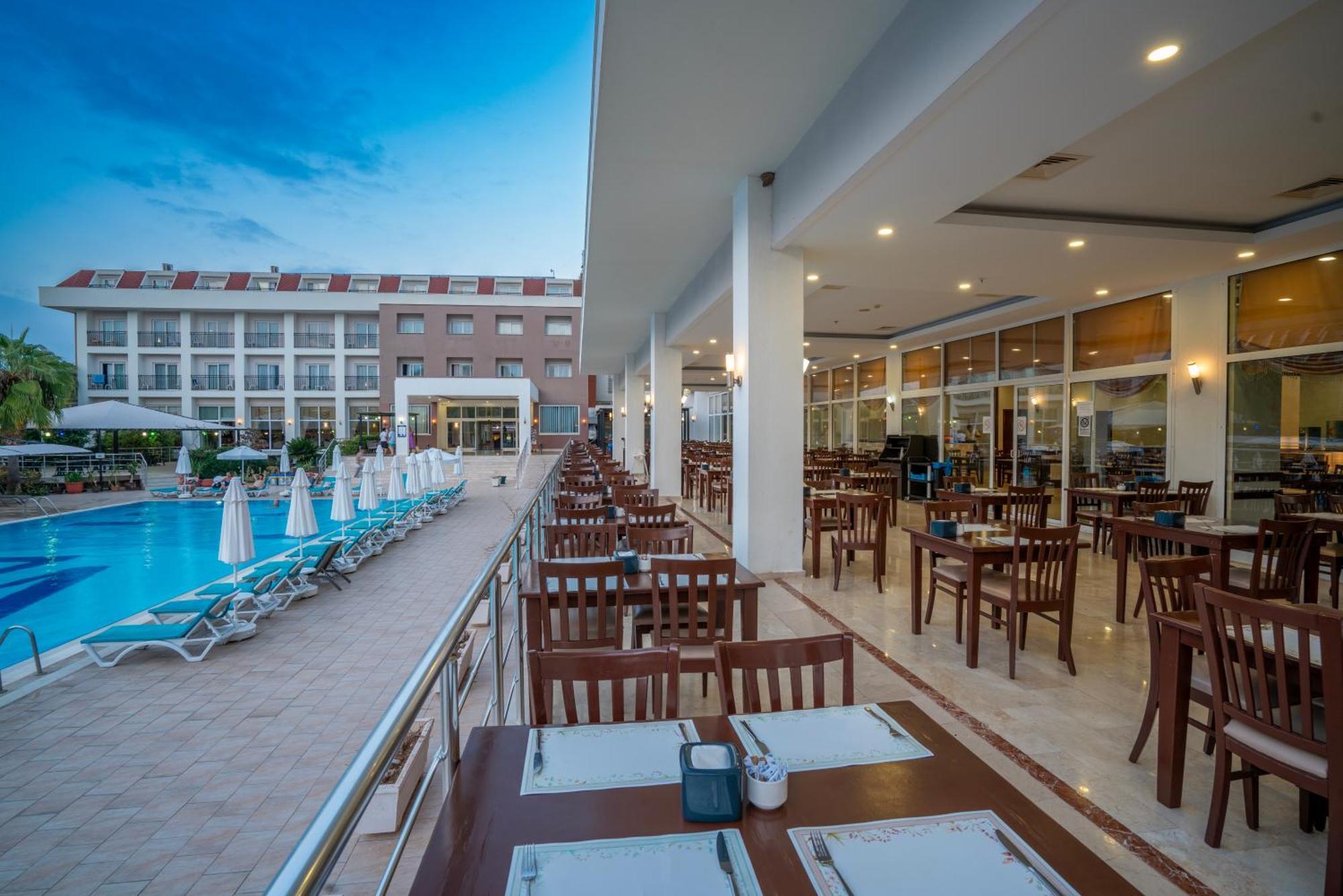 White Lilyum Hotel Antalya Exterior photo