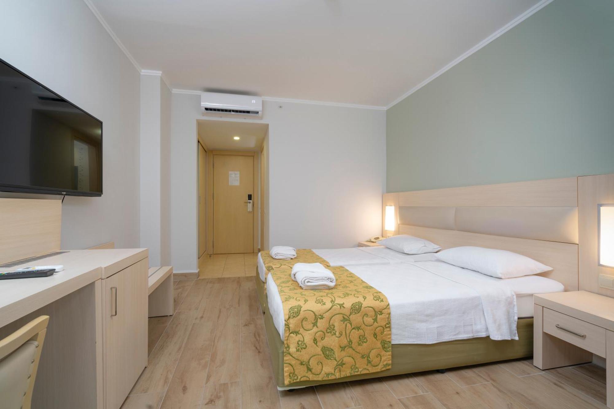 White Lilyum Hotel Antalya Exterior photo